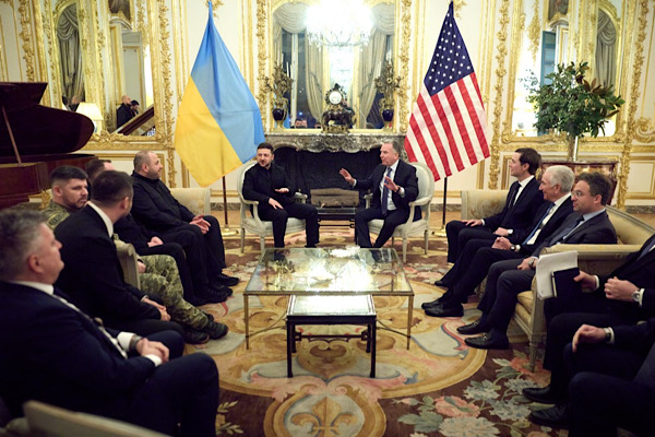 Paris’te Ukrayna ve ABD heyetleri arasında iş birliği görüşmesi Paris’te Ukrayna ve ABD heyetleri arasında iş birliği görüşmesi