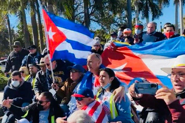 Çin Küba’ya desteğini açıkladı Çin Küba’ya desteğini açıkladı