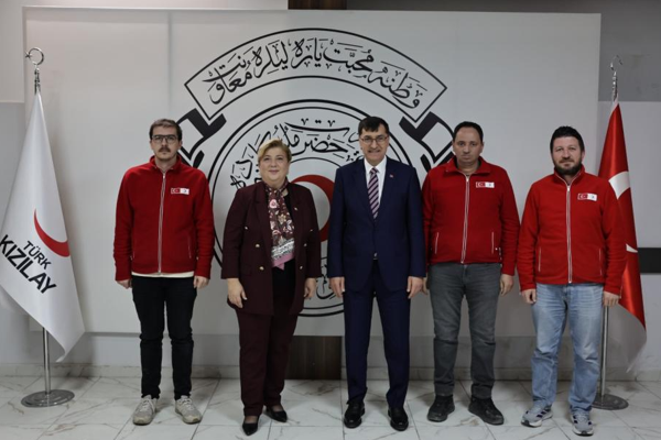 Başkan Kahveci’den Kütahya Türk Kızılay İl Merkezi Binasına ziyaret Başkan Kahveci’den Kütahya Türk Kızılay İl Merkezi Binasına ziyaret