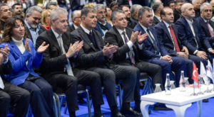 Başkan Tugay: Modanın geleceğini İzmir’den inşa ediyoruz