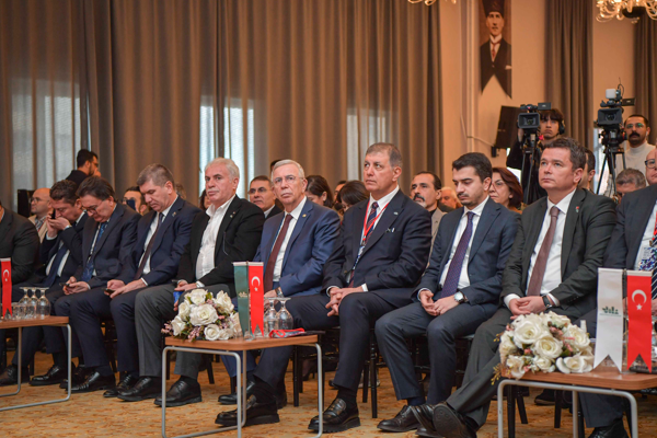 Başkan Yavaş: Türkiye’de en güçlü kurum belediyeler Başkan Yavaş: Türkiye’de en güçlü kurum belediyeler