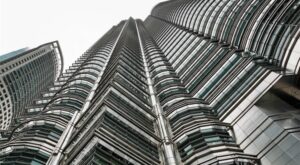 Vakıf Gayrimenkul’den taşınmaz alımı