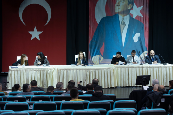Konak Belediye Meclisi’nde yılın ilk toplantısı yapıldı Konak Belediye Meclisi’nde yılın ilk toplantısı yapıldı