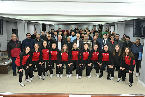 Isparta’da amatör spor kulüplerine destek artırıldı Isparta’da amatör spor kulüplerine destek artırıldı