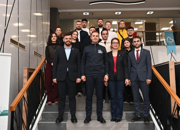 Başkan Akın, gençlerle buluştu