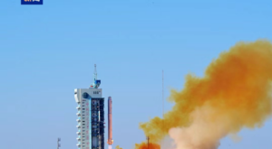 Çin, Cezayir’e ait uzaktan algılama uydusunu fırlattı