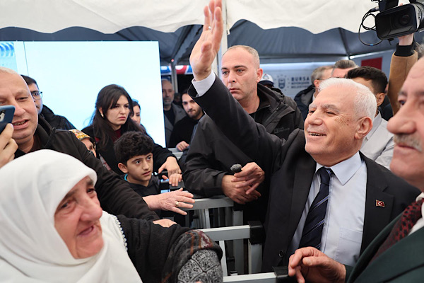 Başkan Bozbey: Kimse hizmet aşkımızı engelleyemez Başkan Bozbey: Kimse hizmet aşkımızı engelleyemez