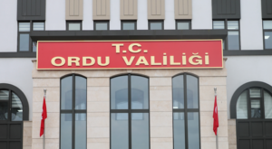Akkuş’ta kar ve buzlanma nedeniyle eğitime ara verildi Akkuş’ta kar ve buzlanma nedeniyle eğitime ara verildi