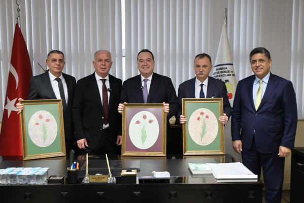 Başkan Dutlulu’dan Meyve Sebze ve Umum Pazarcılar Esnaf Odası’na ziyaret