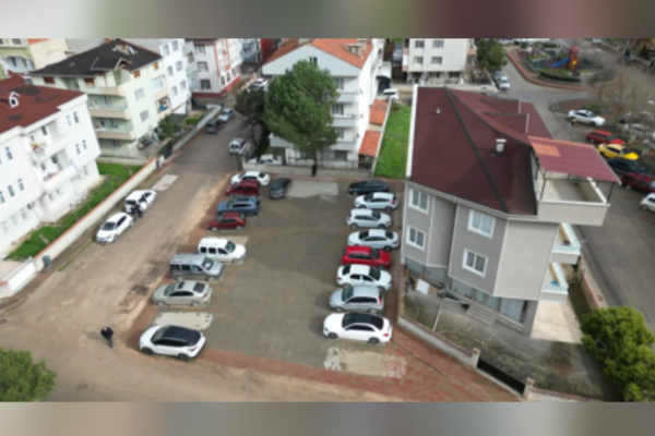 Kemalpaşa Mahallesi’nde 21 araçlık otopark hizmete girdi