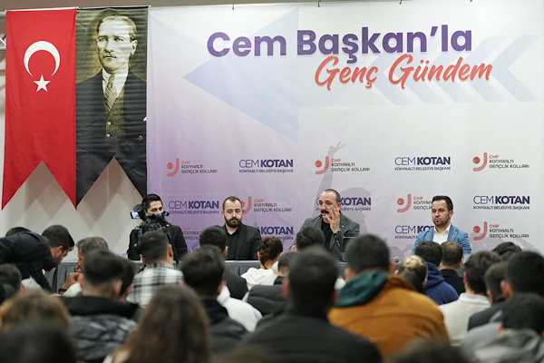 Başkan Kotan, gençlerle bir araya geldi
