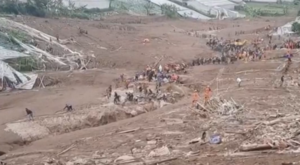 Endonezya’da heyelanda en az 16 ölü, 80 kayıp Endonezya’da heyelanda en az 16 ölü, 80 kayıp