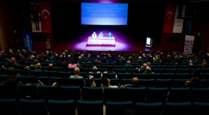 Kartal’da “Felsefe Buluşmaları: Günümüzde İnsan ve Sorunları” semineri düzenlendi