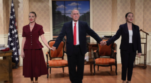 ‘Olaylar Çok Büyük’ oyunu sahneledi