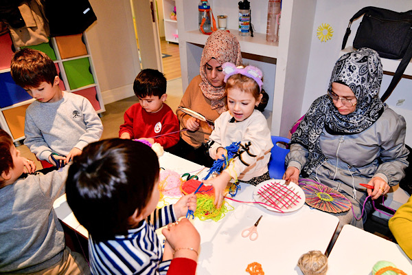 Bornova’da dokuma atölyesi düzenlendi Bornova’da dokuma atölyesi düzenlendi