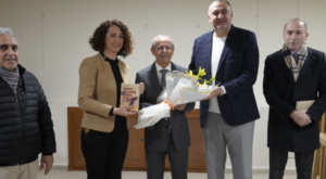 Eğitimci ve yazar Osman Ünal, Kartal’da okurlarıyla buluştu