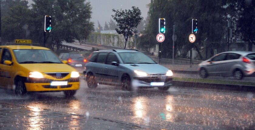 Meteoroloji’den kuvvetli yağış ve rüzgar uyarısı