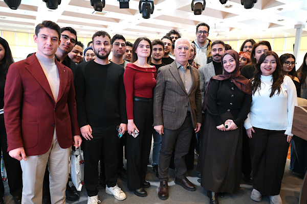 Bozbey, ‘Başkan Gençlerle Kahvaltıda’ programına katıldı Bozbey, ‘Başkan Gençlerle Kahvaltıda’ programına katıldı