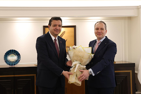 Arıkan’dan Erbakan’a ziyaret Arıkan’dan Erbakan’a ziyaret