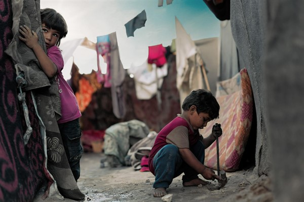 UNRWA, yerinden edilmiş çocuklar için acil bir eğitim programı başlattı