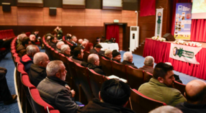 Vatandaşlara “Kışlatmadan, İlkbahara Arıcılıkta Koloni Yönetim” eğitimi verildi Vatandaşlara “Kışlatmadan, İlkbahara Arıcılıkta Koloni Yönetim” eğitimi verildi