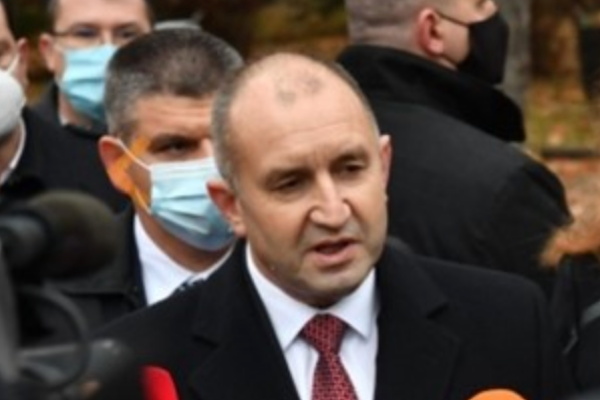 Radev: Yarın Cumhurbaşkanlığı görevinden istifamı sunacağım