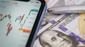 Dolar endeksi 99,2 ile aylık en yüksek seviyesine yaklaştı