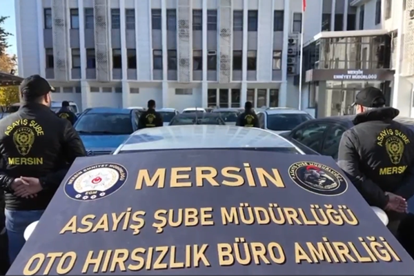 Mersin’de “Change Araç” operasyonu: 18 gözaltı Mersin’de “Change Araç” operasyonu: 18 gözaltı