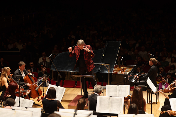 İZDSO konseri Deniz Özasker anısına düzenlendi İZDSO konseri Deniz Özasker anısına düzenlendi
