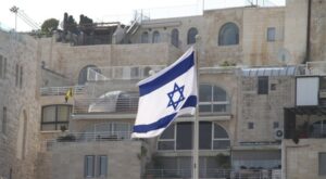 İsrail: Byneveldt’in istenmeyen kişi ilan edilmesine karar verildi