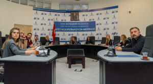 İzmir’de kuvvetli yağış öncesi AKOM Kriz Masası kuruldu