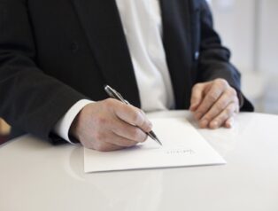 CW Kurumsal Hizmetler’den bayilik sözleşmesi