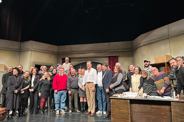 Küçükçekmece’de “Profesyonel” oyunu son kez sahnelendi