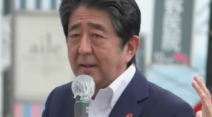 Japonya’nın eski Başbakanı Shinzo Abe’yi öldüren kişiye müebbet hapis cezası verildi