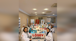 LÖSEV anneleri Bez Çanta Atölyesi’nde bir araya geldi