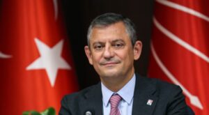 CHP Genel Başkanı Özel, Uğur Mumcu’yu anma törenine katıldı