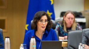 Lahbib: Acil durum merkezimiz, İspanyol yetkililerle iletişim halinde