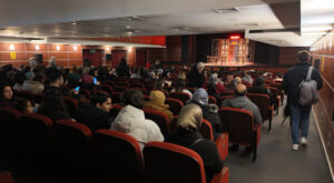 KAYMEK öğrencileri yarıyıl tatilinde tiyatro etkinliğinde buluştu KAYMEK öğrencileri yarıyıl tatilinde tiyatro etkinliğinde buluştu