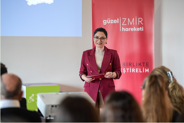 “Şato’da Kamusal Mekân Söyleşileri Serisi” devam ediyor “Şato’da Kamusal Mekân Söyleşileri Serisi” devam ediyor