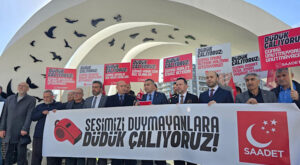 Saadet Partisi, 6 Şubat depremleri sebebiyle basın açıklaması gerçekleştirdi Saadet Partisi, 6 Şubat depremleri sebebiyle basın açıklaması gerçekleştirdi