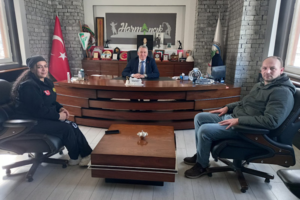 Börü Arama Kurtarma’dan Harmancık Belediyesi’ne ziyaret Börü Arama Kurtarma’dan Harmancık Belediyesi’ne ziyaret