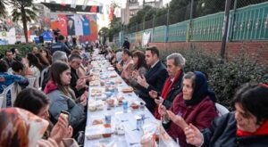 Büyükşehir iftar sofrasını Karşıyaka’da kurdu