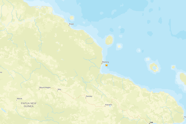 Papua Yeni Gine’de deprem