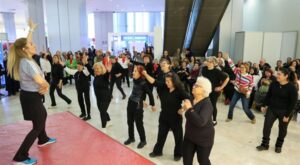 Buca’da yaşlı dostu hizmetleri tanıtıldı