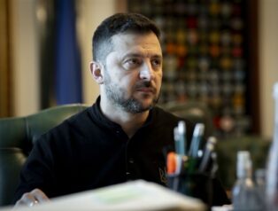 Zelenski: Lviv’deki saldırı Rusya tarafından organize edildi Zelenski: Lviv’deki saldırı Rusya tarafından organize edildi