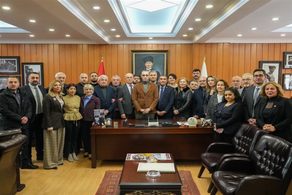 Beşikcioğlu, basın toplantısı düzenledi Beşikcioğlu, basın toplantısı düzenledi