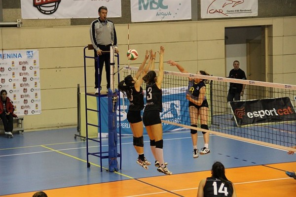 TVF Voleybol Kadınlar 2. Ligi’nde çeyrek final etabı tamamlandı