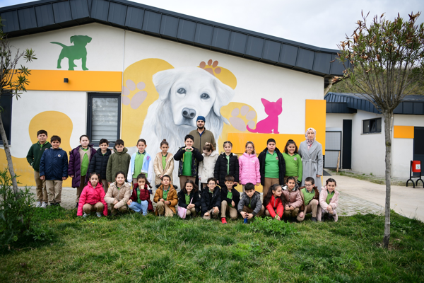 Öğrencilerden Sokak Hayvanları Bakımevi ve Rehabilitasyon Merkezi’ne ziyaret