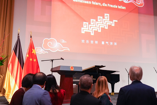 CMG Bahar Bayramı Galası tanıtımı Hamburg’da yapıldı