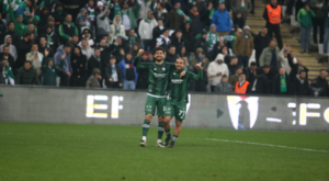 Bursaspor, Adanaspor A.Ş’yi 6-0 mağlup etti